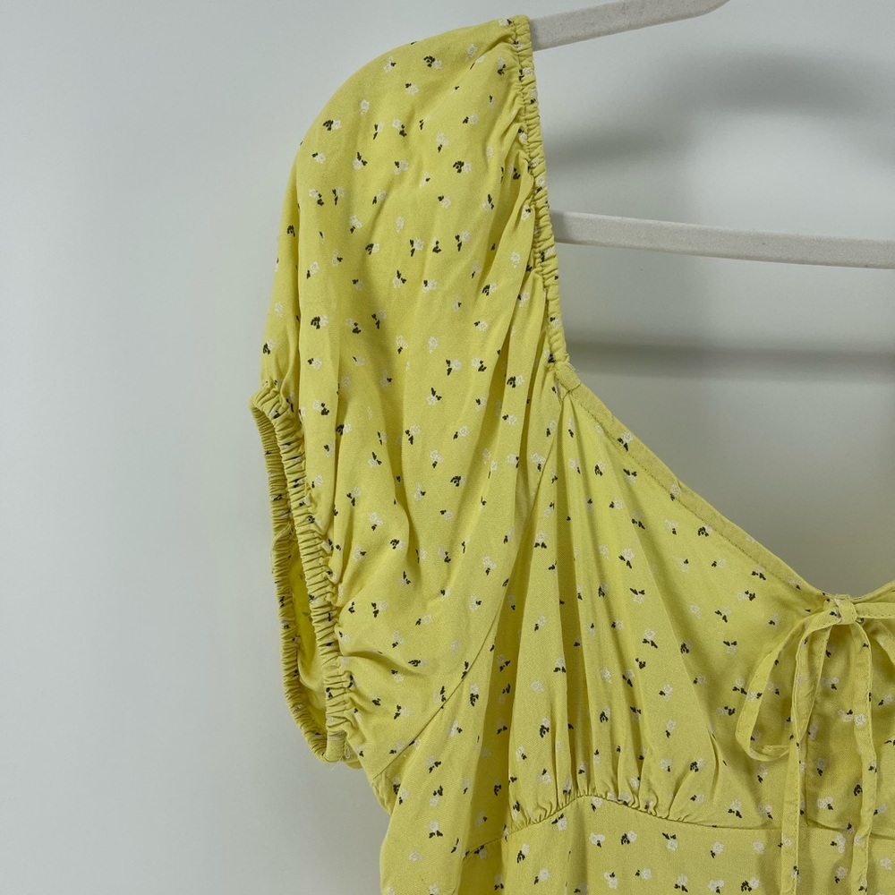 SO Yellow Floral Print Front-Tie Milkmaid Peasant Mini Dress, NWT, Size XL - Picture 4 of 8